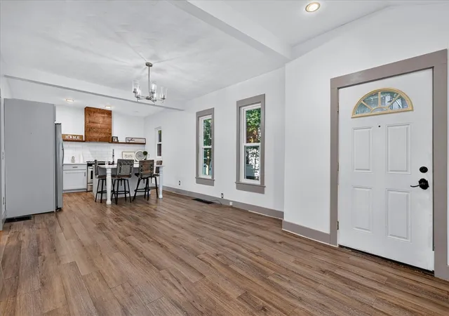 Photo 4 of Sale Pending at 832 Thomas St, Grand Rapids, MI 49506 | MLS# 70547322 | Listing updated on 2026-09-08