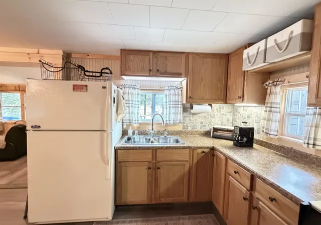 Photo 4 of Sale Pending at 961 Lake Dr, Harrison, MI 48625 | MLS# 50213217 | Listing updated on 2026-08-25