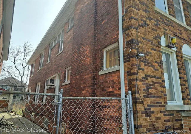 Homes for sale in Detroit, MI | 2979-2981 Tuxedo St, Detroit, MI 48206 | MLS# 60379301