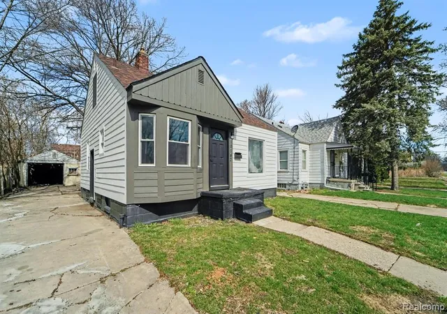 3rd image of 10147 Lanark St, Detroit, MI 48224 | MLS# 60982948