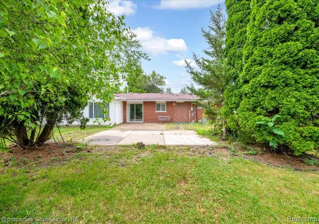 Photo 33 of Single family home for sale at 41981 Quince Dr, Novi, MI 48375 3362 | MLS# 61023765 | Listing updated on 2026-08-28