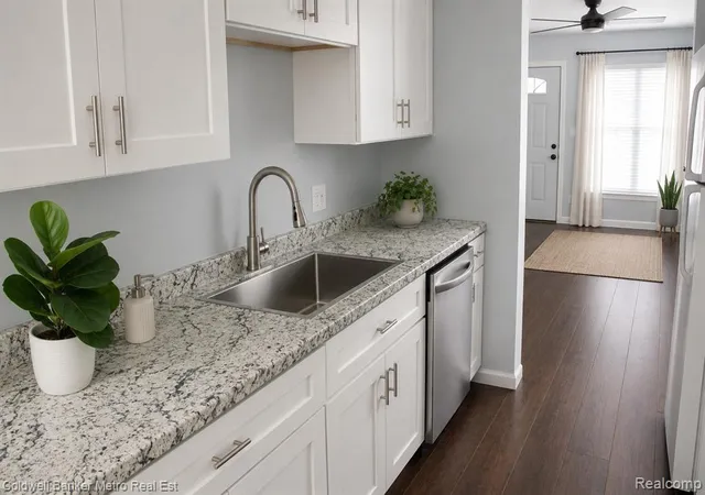 Photo 3 of Single family home for sale at 440 Martin Luther King Jr Blvd, Pontiac, MI 48342 3415 | MLS# 60993970 | Listing updated on 2026-10-05