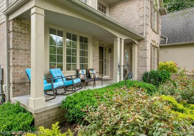 2nd image of 4086 Arcadia Dr, Auburn Hills, MI 48326 | MLS# 61020359