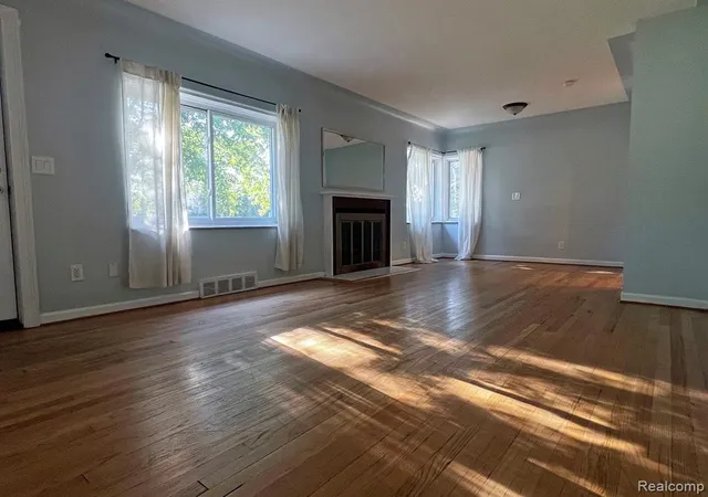 Photo 3 of Single family home for sale at 3431 Crooks Rd, Troy, MI 48084 1681 | MLS# 61024428 | Listing updated on 2026-09-04