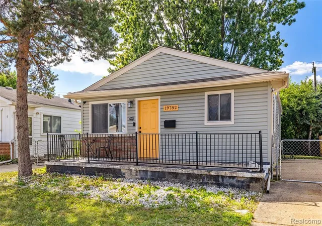 Photo 1 of Single family home for sale at 19782 Woodward St, Clinton Township, MI 48035 4734 | MLS# 61025431 | Listing updated on 2026-08-29