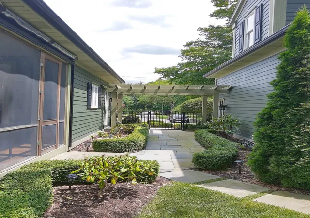 Photo 3 of Single family home for sale at 201 Heirloom Ln, Douglas, MI 49406 | MLS# 50220125 | Listing updated on 2026-08-31