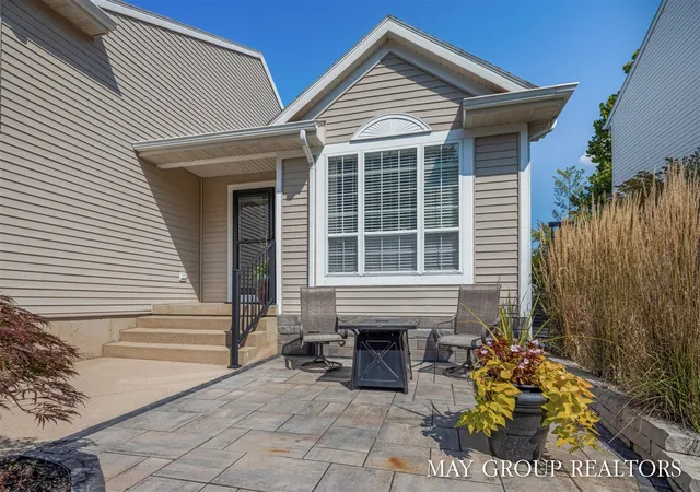 2nd image of 3633 Elderberry Dr, Grand Rapids, MI 49512 | MLS# 70491652