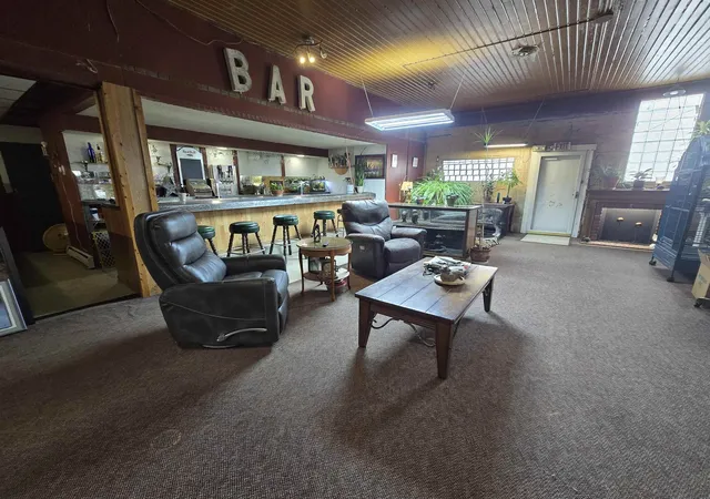 Photo 3 of Single family home for sale at 501 S Madison Ave, Bay City, MI 48708 | MLS# 50212849 | Listing updated on 2026-08-10