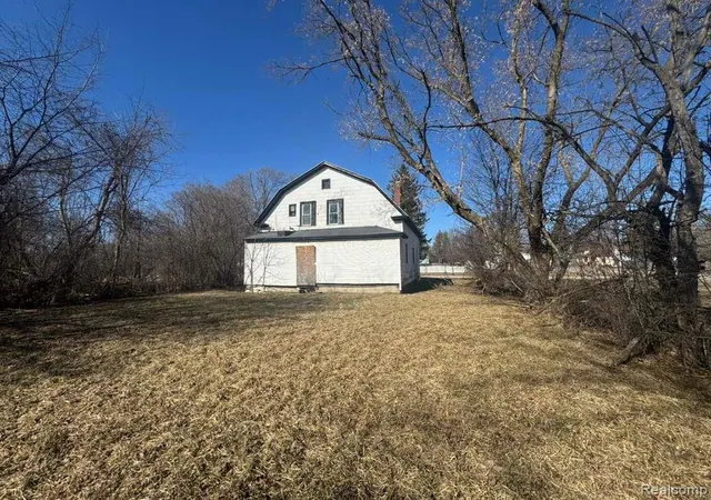 Homes for sale in Saginaw, MI | 1814 Hartsuff St, Saginaw, MI 48601 | MLS# 60974285