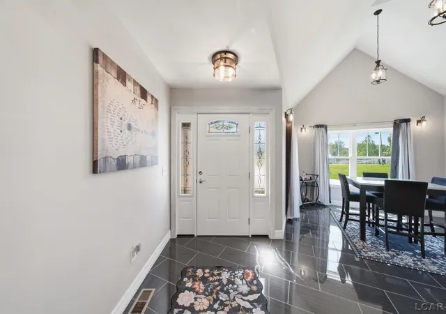 Photo 2 of Single family home for sale at 2301 Wolf Creek Hwy, Adrian, MI 49221 | MLS# 50219828 | Listing updated on 2026-09-17
