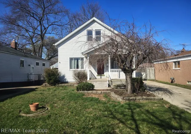Homes for sale in Eastpointe, MI | 24523 Hayes Ave, Eastpointe, MI 48021 | MLS# 60985649