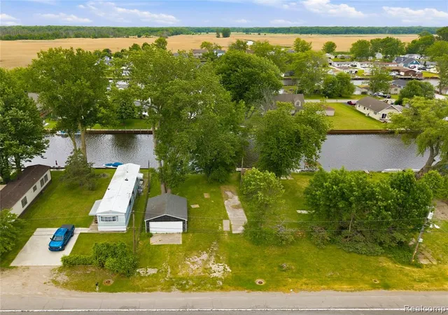 Homes for sale in Clay, MI | 7448 Dyke Rd, Clay, MI 48001 | MLS# 61006149