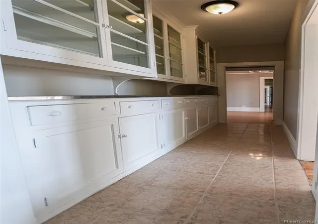 5th image of 8120 E Jefferson, Detroit, MI 48214