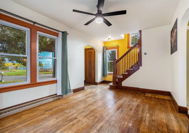 Photo 3 of Sale Pending at 179 Eldred St, Battle Creek, MI 49015 | MLS# 70499893 | Listing updated on 2025-11-03