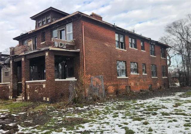 3rd image of 10280 Nardin Dr, Detroit, MI 48204 | MLS# 60960339