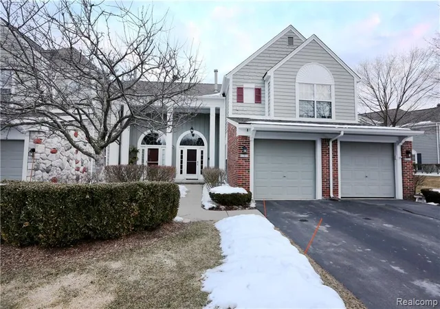 Condominium at 1918 Eagle Pointe, Bloomfield Hills, MI 48304 | MLS# 21424337 | | Sold on 2018-04-27