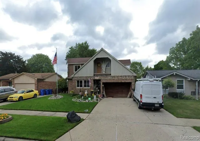 Photo 1 of Single family home for sale at 25592 Cloie Dr, Warren, MI 48089 | MLS# 60996153 | Listing updated on 2026-07-07