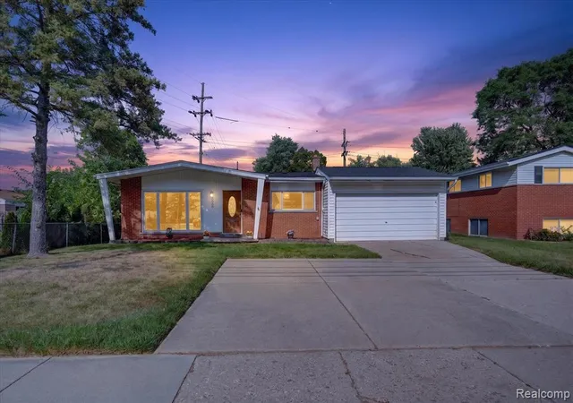 2nd image of 8599 Clinton River Rd, Sterling Heights, MI 48314 | MLS# 61022804