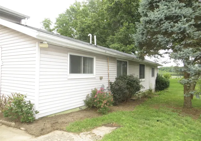 Homes for sale in Edwardsburg, MI | 25012 Kenneth Ave, Edwardsburg, MI 49112 | MLS# 70542070