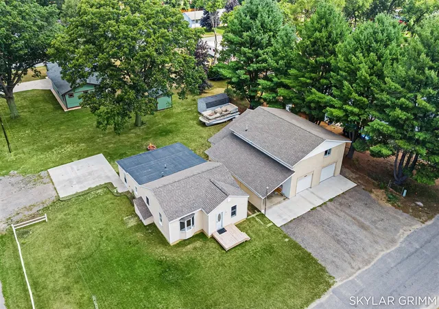 1st image of 5690/5694 Olsen Ave, Muskegon, MI 49442 | MLS# 70553740