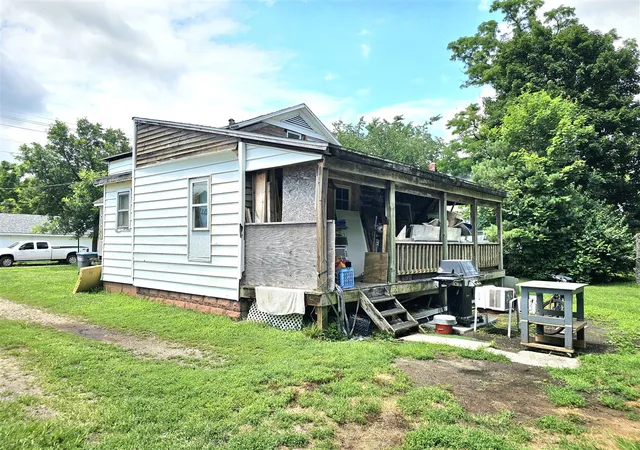 Homes for sale in Sturgis, MI | 209 N Jefferson St, Sturgis, MI 49091 | MLS# 70543783