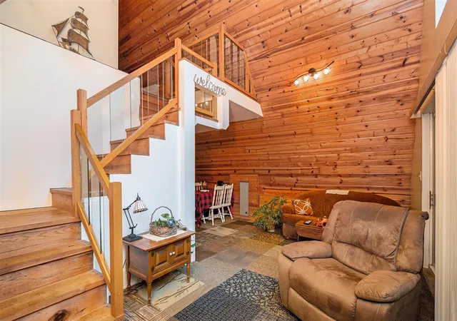 4th image of 46368 Vine Ave, Bloomingdale, MI 49026 | MLS# 70499925