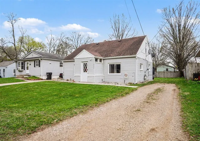 Homes for sale in Grand Rapids, MI | 320 Nancy St, Grand Rapids, MI 49548 | MLS# 70525442