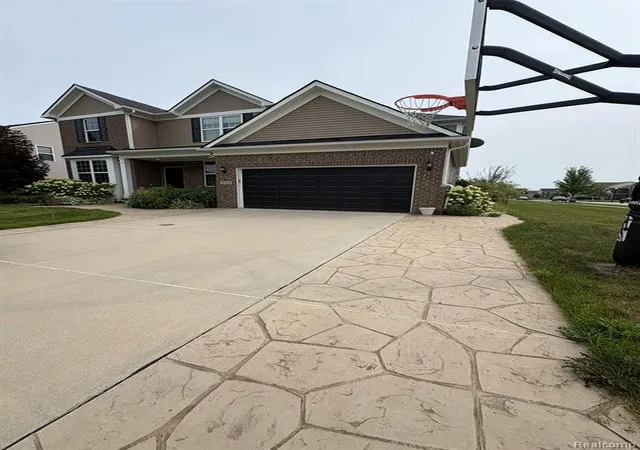 Photo 2 of Single family home for sale at 16308 Adelaide Dr, Macomb, MI 48044 1572 | MLS# 61024599 | Listing updated on 2026-08-27