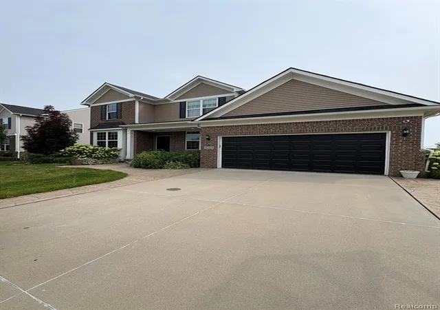 Photo 3 of Single family home for sale at 16308 Adelaide Dr, Macomb, MI 48044 1572 | MLS# 61024599 | Listing updated on 2026-08-27
