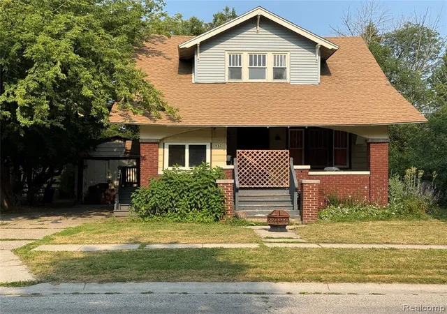 Single family home for sale at 732 15th Street, Port Huron, MI 48060 5064 | MLS# 61015278 | Listing updated on 2026-10-03