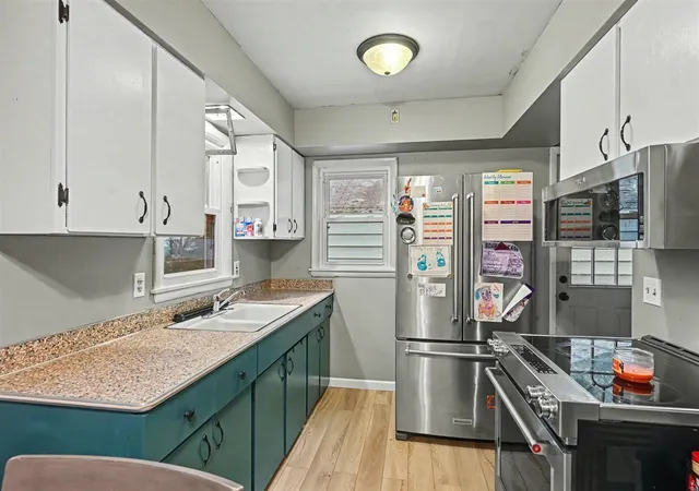 5th image of 2304 Mapleview Ave, Portage, MI 49024 | MLS# 70552891