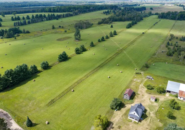 1st image of 1202 S 135 Ln, Bark River, MI 49807 | MLS# 50219391