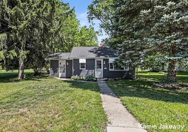 Homes for sale in Belding, MI | 1012 Masonic St, Belding, MI 48809 | MLS# 70539298