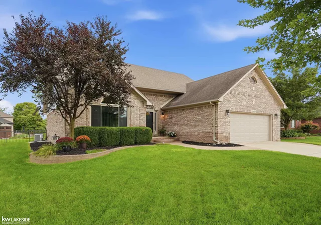 Photo 3 of Single family home for sale at 50494 Commons Dr, Macomb, MI 48042 | MLS# 50219815 | Listing updated on 2026-09-08