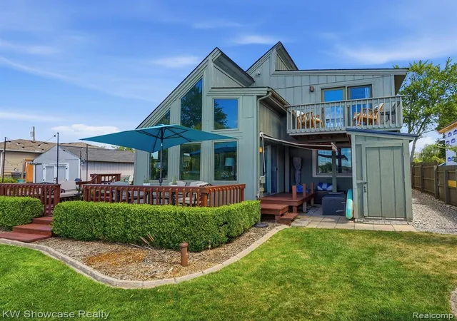 2nd image of 2123 Hampton St, White Lake, MI 48386 | MLS# 61022209