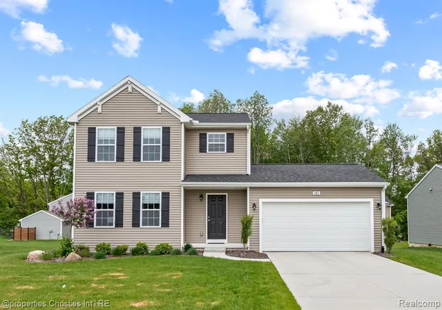 Homes for sale in Wayland, MI | 342 Lotz Ct, Wayland, MI 49348 | MLS# 60984952