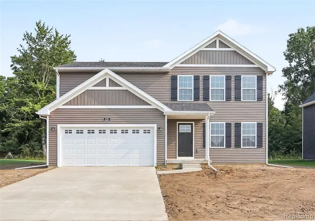Photo 1 of Single family home for sale at 221 Wildflower Dr, Hillsdale, MI 49242 9812 | MLS# 61009758 | Listing updated on 2026-09-11