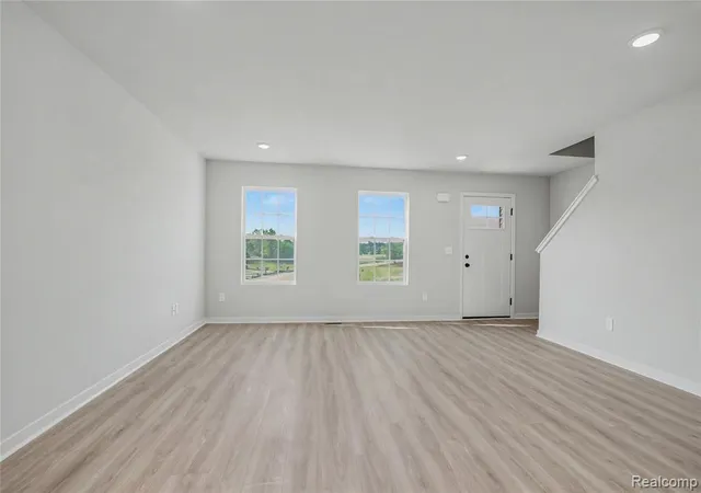 Photo 2 of Single family home for sale at 221 Wildflower Dr, Hillsdale, MI 49242 9812 | MLS# 61009758 | Listing updated on 2026-09-11