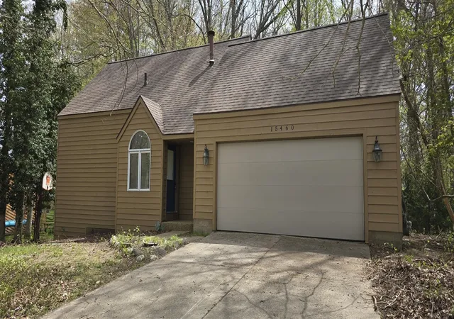 Homes for sale in Spring Lake, MI | 15460 Kelly St, Spring Lake, MI 49456 | MLS# 70530118