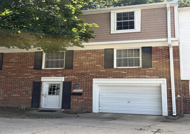 2nd image of 37688 Charter Oaks Blvd, Clinton Township, MI 48036 | MLS# 50218853