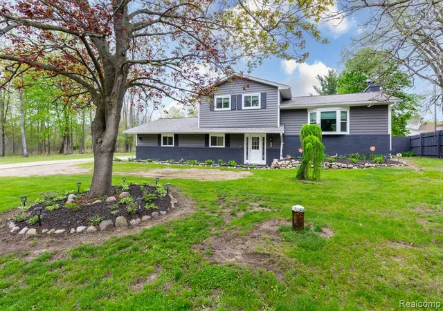 1st image of 1337 Haines Rd, Lapeer, MI 48446 | MLS# 60991511