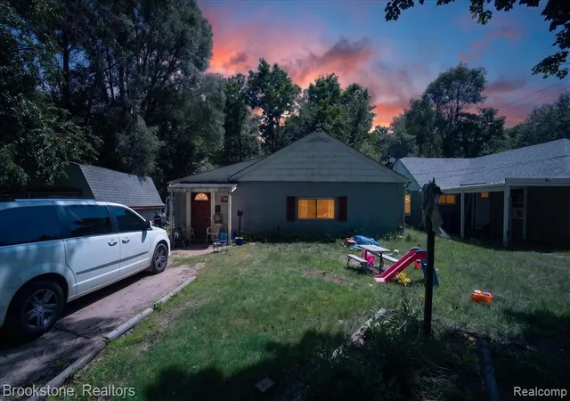Homes for sale in Battle Creek, MI | 139 Spaulding Ave, Battle Creek, MI 49037 | MLS# 61008750