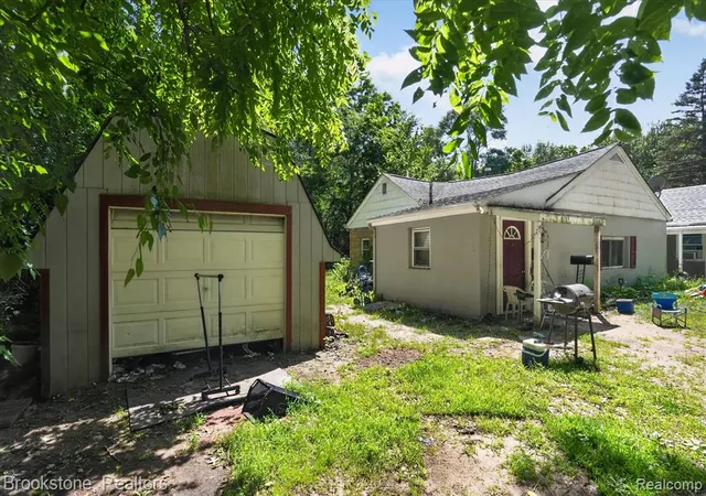 Homes for sale in Battle Creek, MI | 139 Spaulding Ave, Battle Creek, MI 49037 | MLS# 61008750
