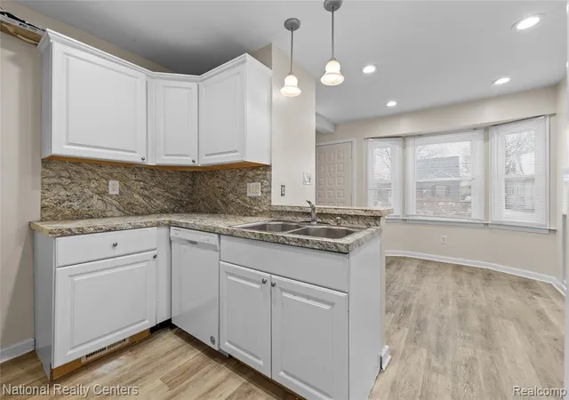 5th image of 7635 Ashton Ave, Detroit, MI 48228 | MLS# 60960907