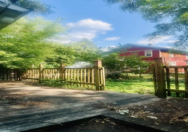 5th image of 743 Nuebert Rd, Flint, MI 48507 | MLS# 50216996