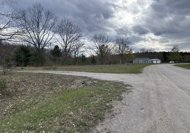 Homes for sale in Interlochen, MI | 11797 Country Acres Dr, Interlochen, MI 49643 | MLS# 80068466