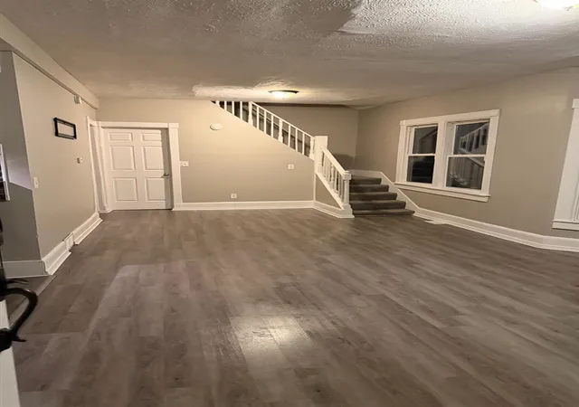 Photo 4 of Single family home for sale at 860 Worden St, Grand Rapids, MI 49507 | MLS# 70548453 | Listing updated on 2026-08-08