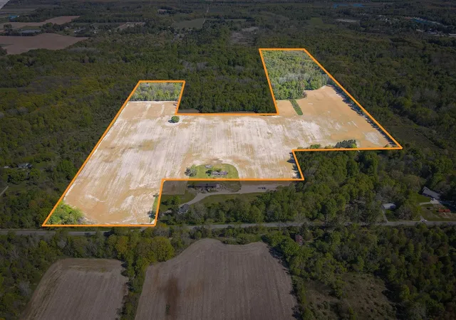 1st image of V/l 8th Ave, South Haven, MI 49090 | MLS# 70535934