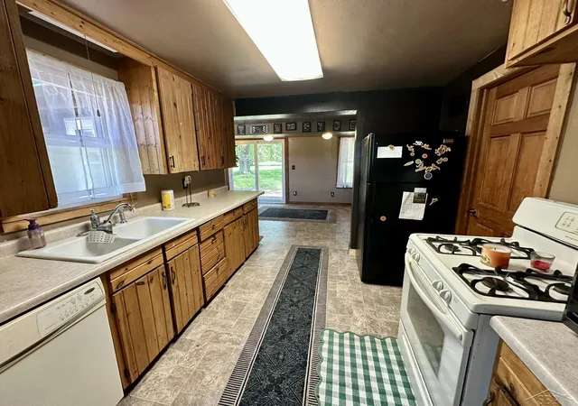 Homes for sale in Breckenridge, MI | 7389 E Monroe Rd, Breckenridge, MI 48615 | MLS# 50209772