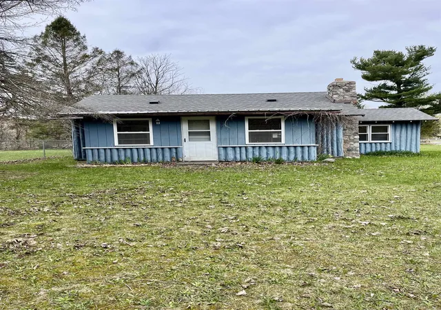 Homes for sale in Central Lake, MI | 2927 N Main St, Central Lake, MI 49622 | MLS# 80069821